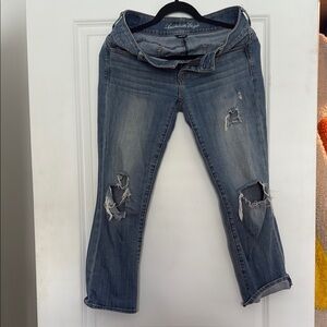 American Eagle Outfitters Women's Distressed Blue Jeans